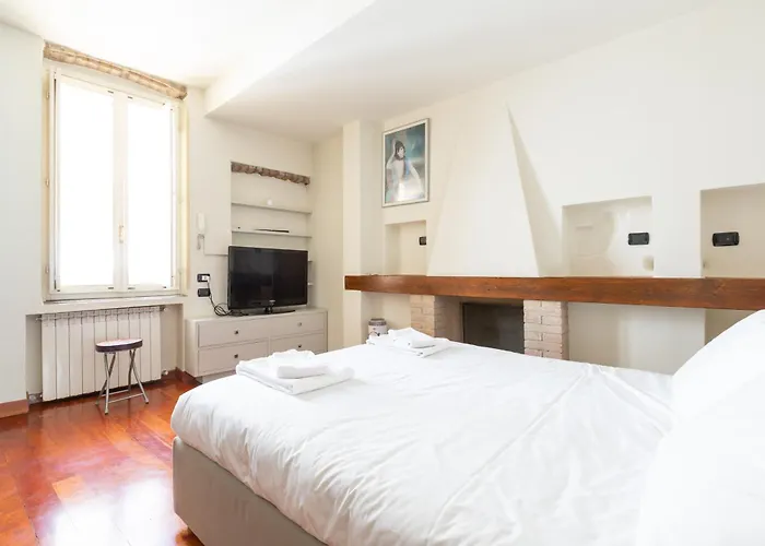 Easytopstay - Cosy Close To Navigli Apartment