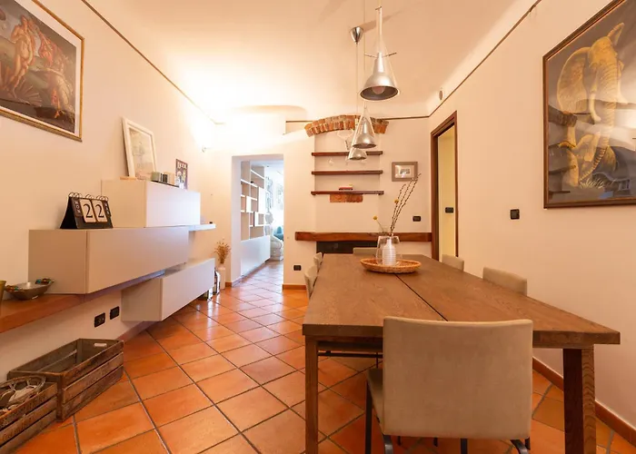 Easytopstay - Cosy Close To Navigli Apartment Mailand