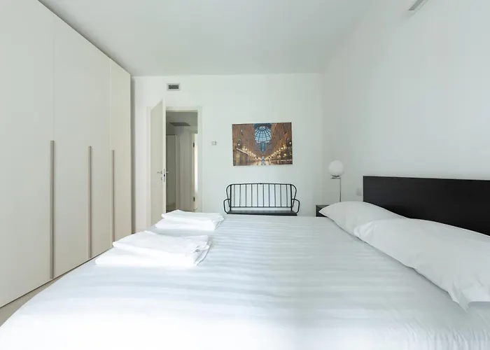 Apartman Easytopstay - Porta Nuova Bright And Roomy Flat Milánó