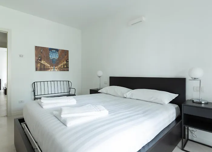 Easytopstay - Porta Nuova Bright And Roomy Flat * 밀라노