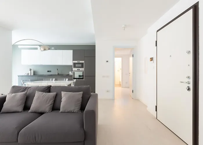 Easytopstay - Porta Nuova Bright And Roomy Flat Milánó