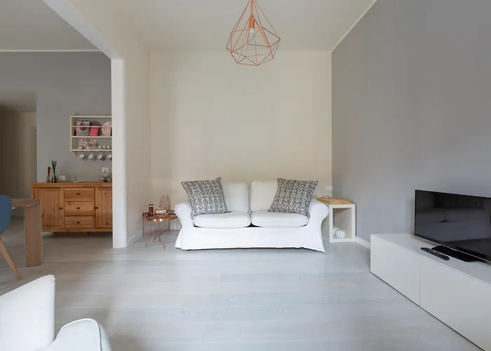 Porta Volta Bright And Roomy Flat *