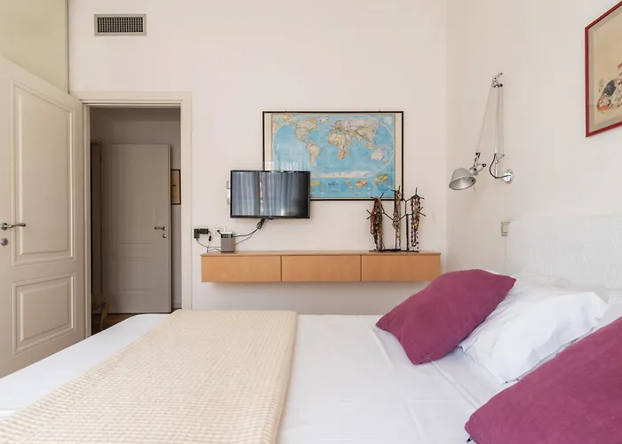 Quadrilocale Navigli * 밀라노