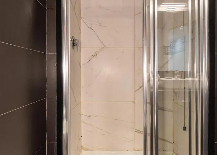 Apartment Beplace In Duomo Mailand