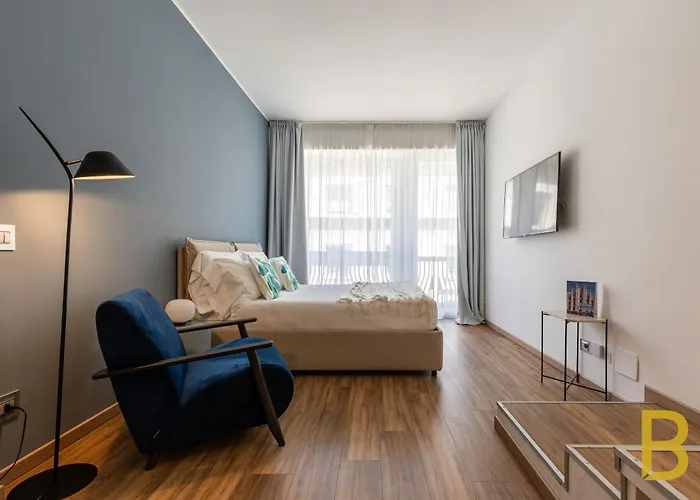 Apartment Beplace In Duomo