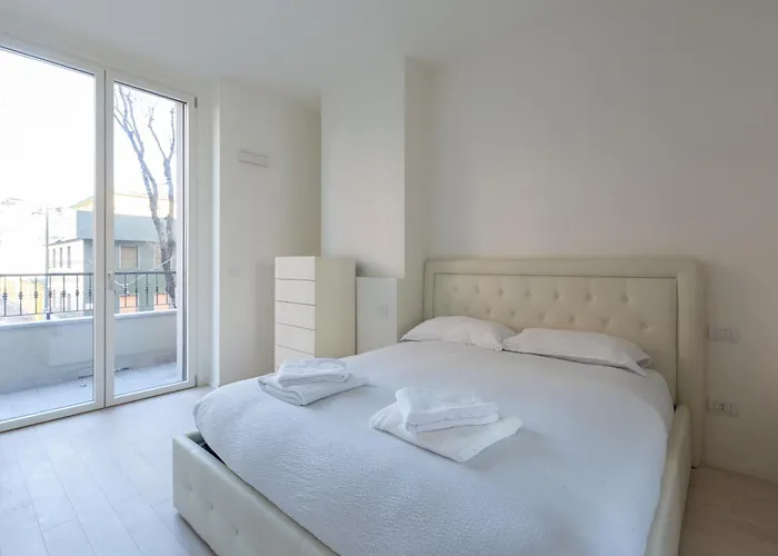 Easytopstay - Bullona Elegant Appartamento Milano