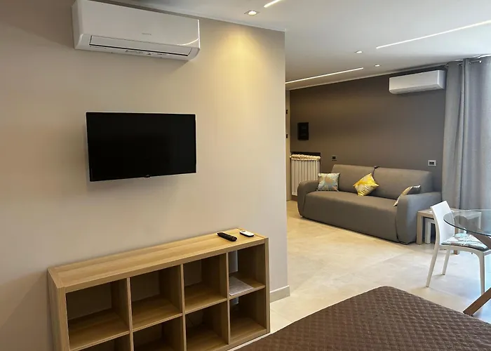 R39 Attic With Terrace And Private Parking شقة ميلان