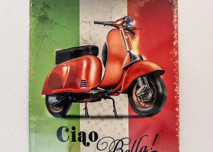 Luxury Cozy By Station - Cafe Milano