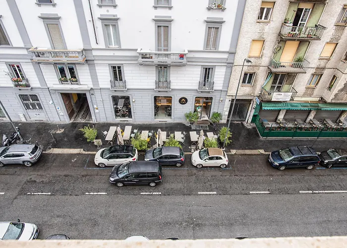 Luxury Cozy By Station - Cafe *