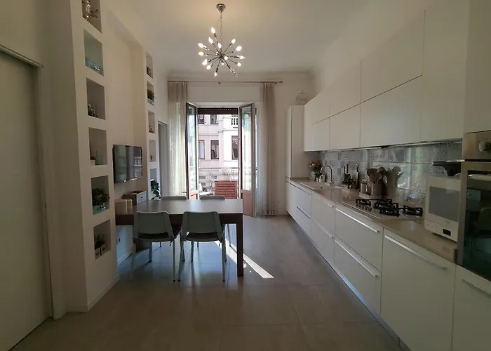 公寓 Spacious In The Heart Of The 米兰