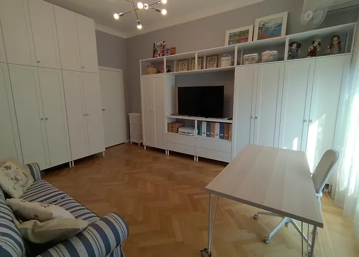 Spacious In The Heart Of The Apartamento Milán