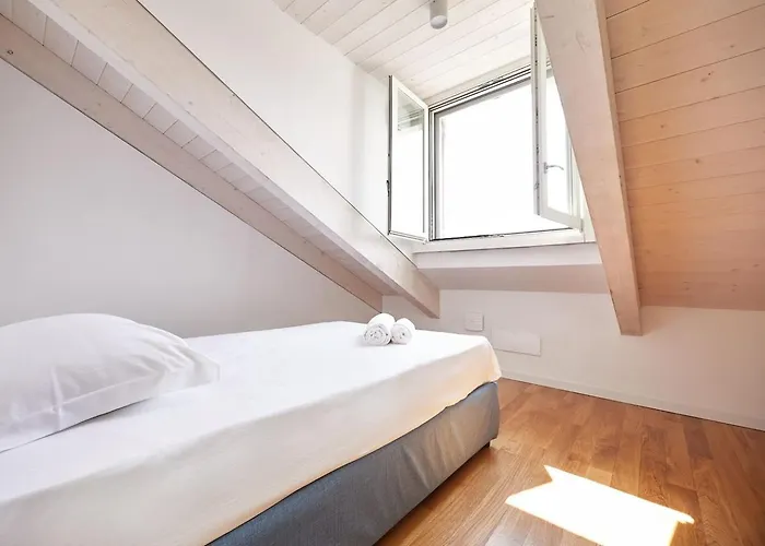 Apartment The Attic 18 Milan