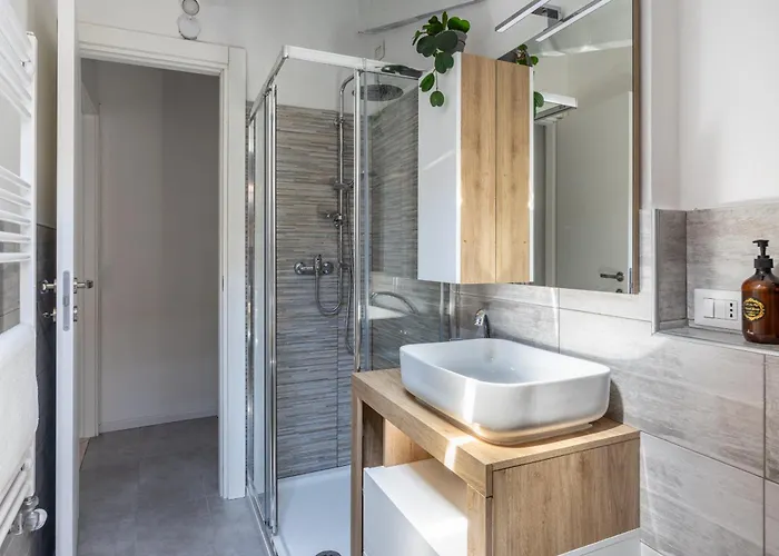 Apartament Free Parking Tiny House Wifi Netflix 15 Minuti Dal Duomo