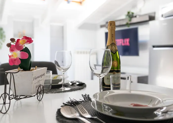 Apartament Free Parking Tiny House Wifi Netflix 15 Minuti Dal Duomo Mediolan