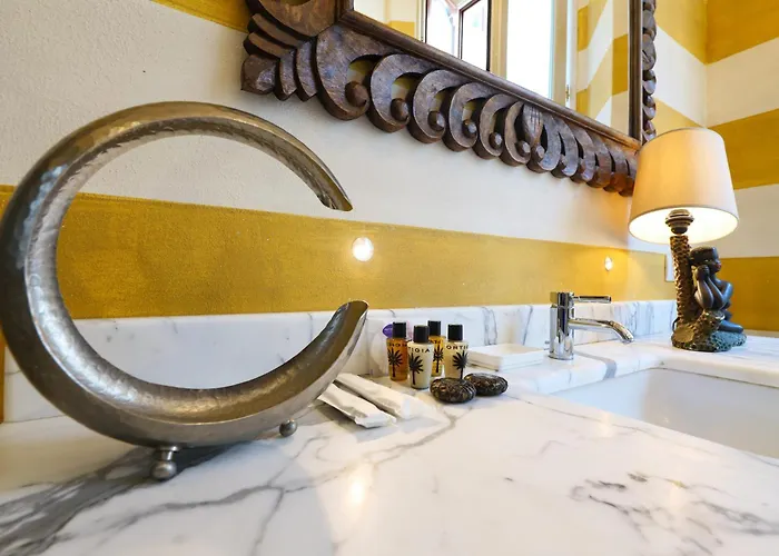 Prestige Boutique - Montenapoleone 4*