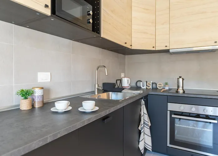 Apartman Joivy Solari Tolstoj Milánó