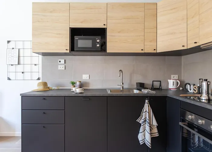 Joivy Solari Tolstoj Apartman Milánó