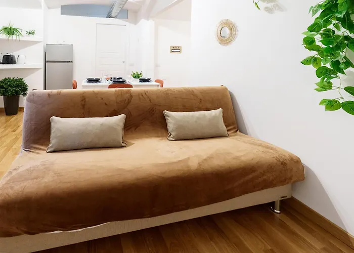 Centro Storico Duomo A 5 Minuti Wifi Netflix Apartmán *