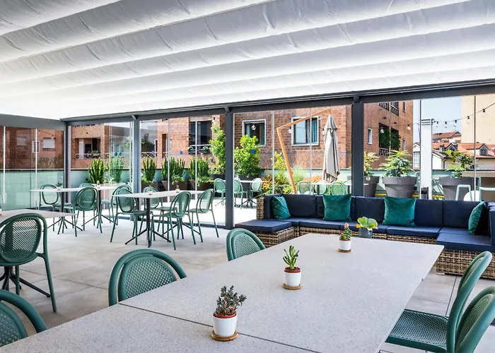 Co99 Art Building 4*