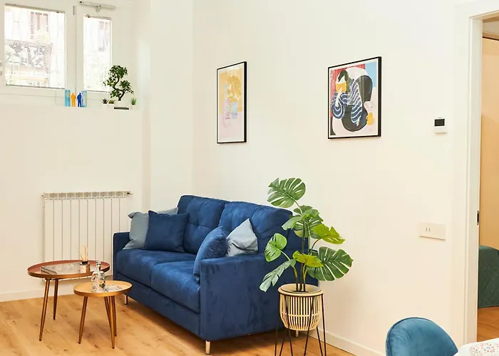 Urban Flats Modern Few Minuts From Duomo * ميلان