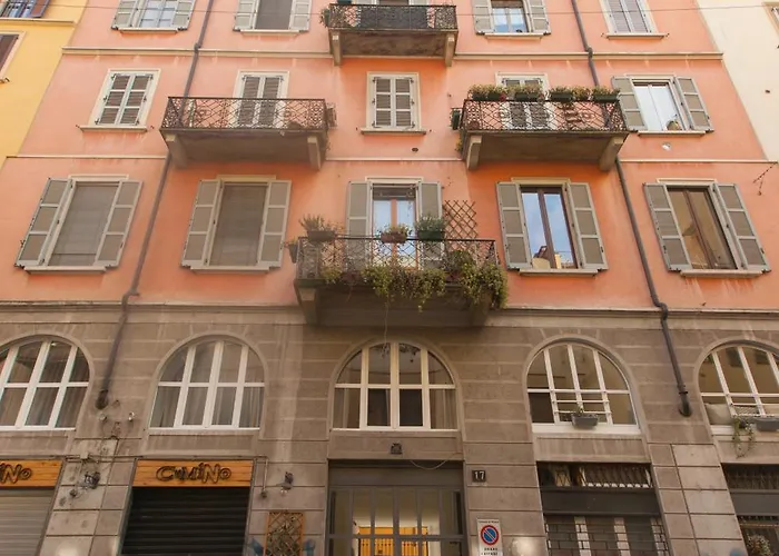 Just Urban - Impressive 1br Penthouse In Center - Metro M2 M4