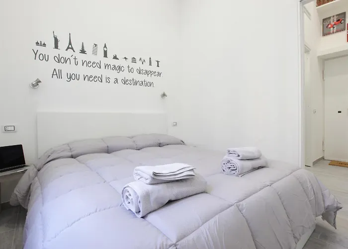 Just Urban - Stylish 1br In Center - Balcony And Metro M2 M4 Milán
