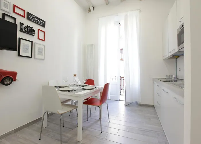 Just Urban - Stylish 1br In Center - Balcony And Metro M2 M4 *