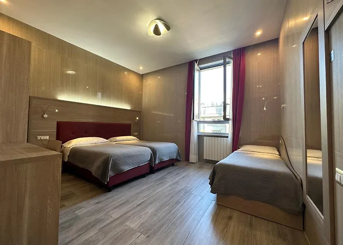 Midway Отель Милан