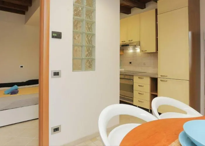 Chiesa Rossa-loft And Apartments-navigli Lejlighed *