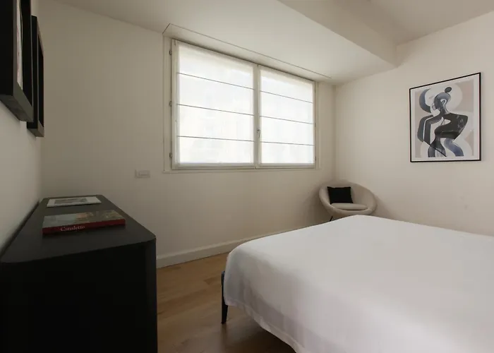 Apartamento Fresh And Elegant Pta Venezia District Milán