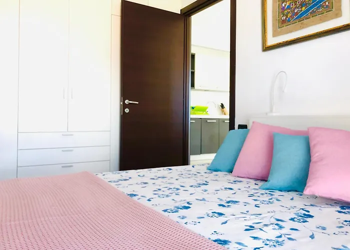 Stepandgo Navigli 밀라노