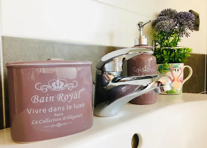 Stepandgo Navigli 밀라노