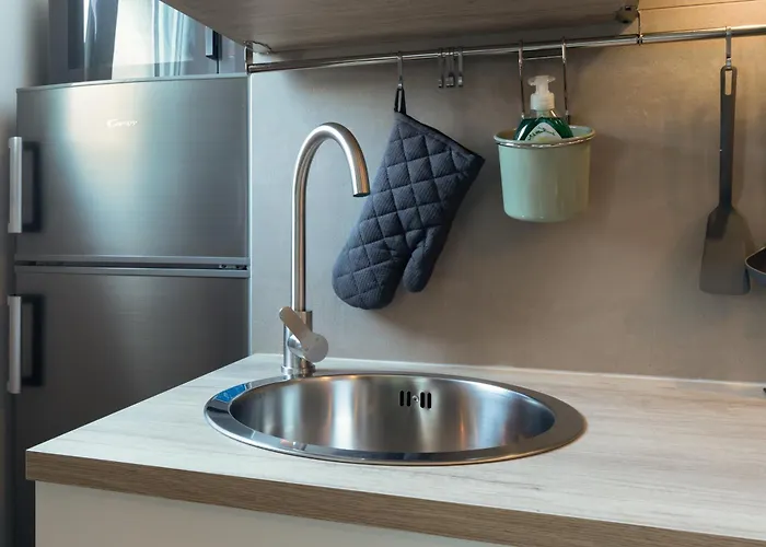 Διαμέρισμα § Littlesuitebande § *