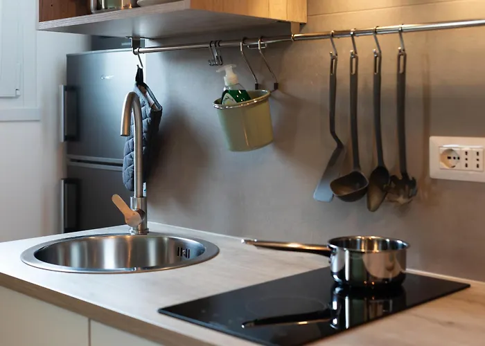 § Littlesuitebande § *