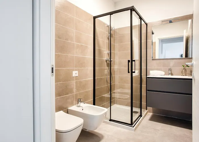 Hostmate - - Genesio -maciachini Milan