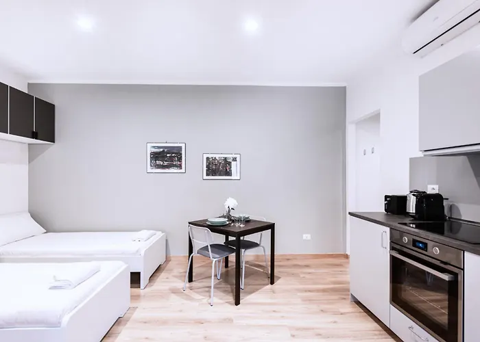 Easylife - Con Balcone In Risorgimento Lägenhet *