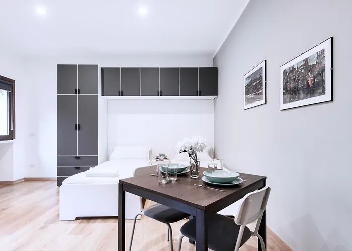 Lägenhet Easylife - Con Balcone In Risorgimento Milano