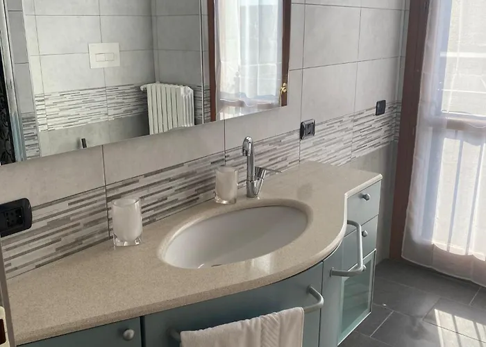 Апартаменты Comasina Charme With Terrace