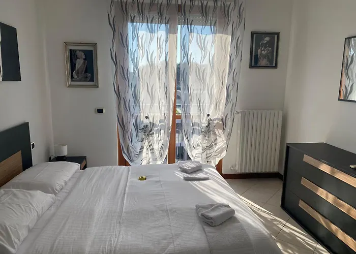 Comasina Charme With Terrace Апартаменты *