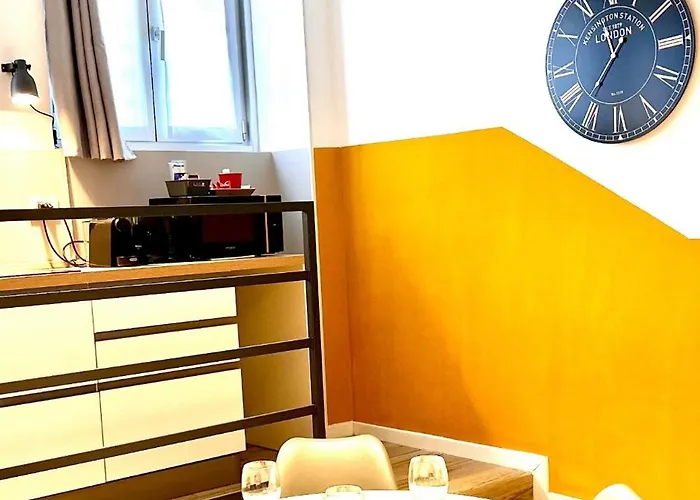 Starlike - Accogliente Nuovo