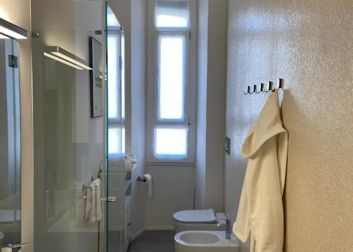 Banhome Nel Cuore Del Design District Milán