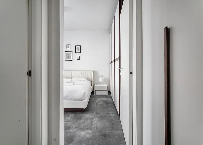 Just Urban - Modern 1br With Terrace - 10 Min M4 To Duomo * Milano