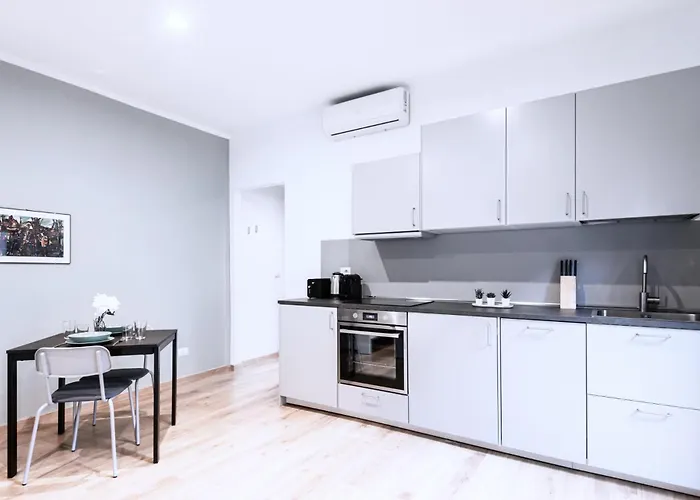 Easylife - Con Balcone In Risorgimento Lägenhet