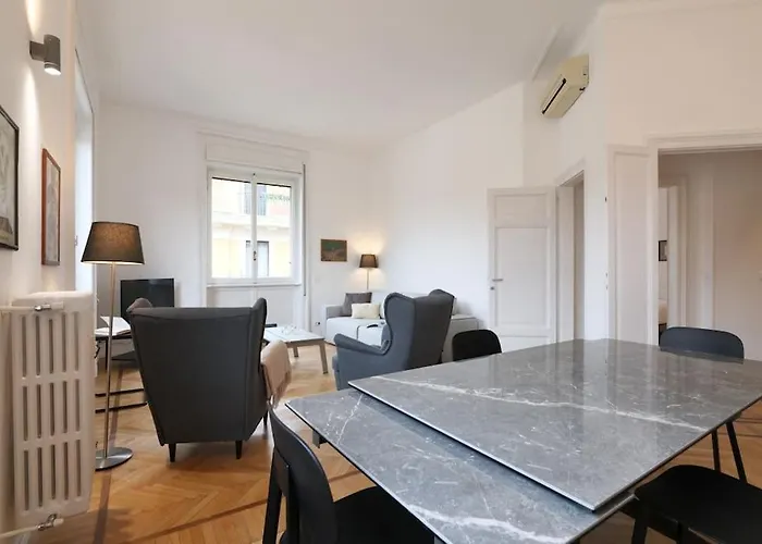 Contempora - Trilocale Podgora 10 * Milán