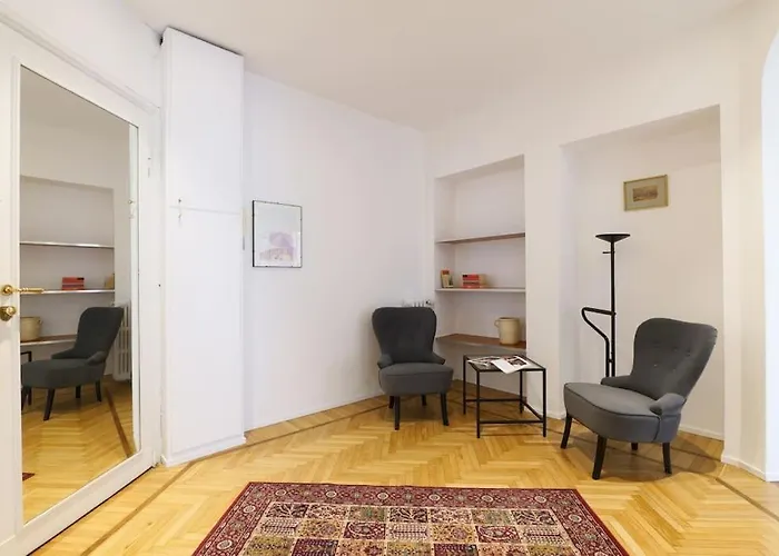Contempora - Trilocale Podgora 10 Apartmán *