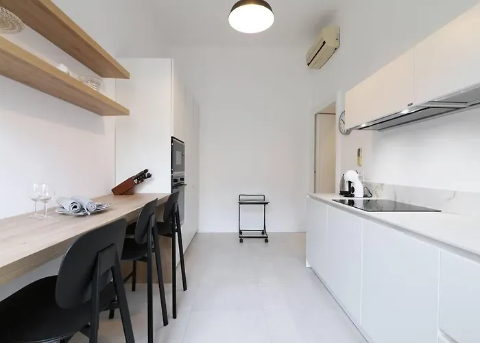 Contempora - Trilocale Podgora 10 Apartmán *
