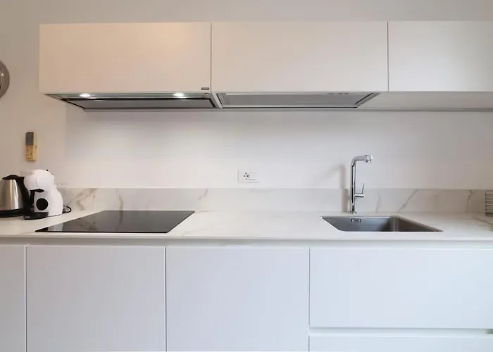 Contempora - Trilocale Podgora 10 Milán