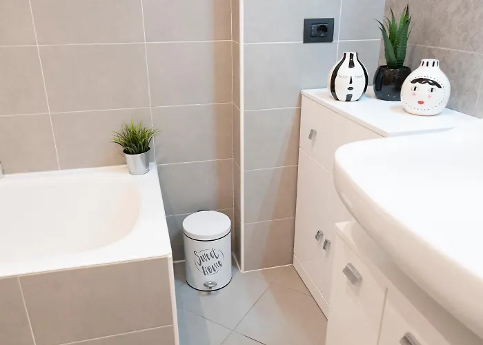 Cos54 • Exclusive With Terrace • * Milan