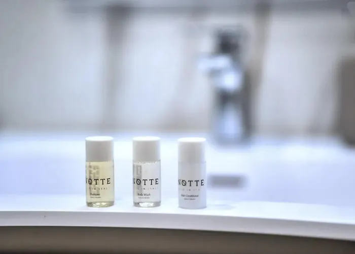 Free Parking - Duomo Centro Modern - Private Gym - Metro Lägenhet