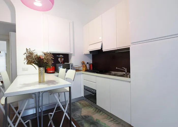 Primopiano - Custodi * Milán